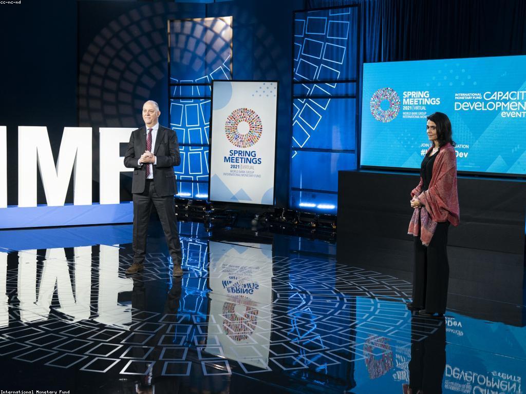 ការបន្ថែមសមត្ថភាព៖ ដំណើរការដែលមិនមានចុងក្រោយ